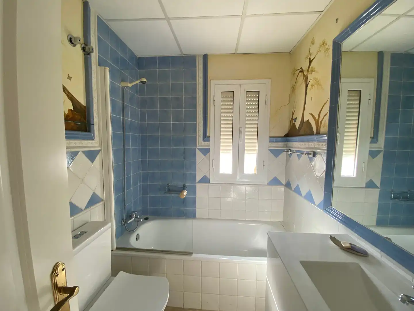 Baño de Casa o chalet en venta en Dos Hermanas con Aire acondicionado, Jardín privado y Terraza