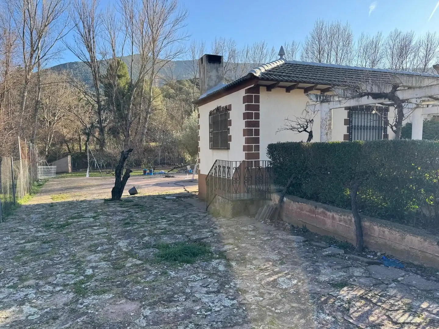 Exterior view of Houses for sale in Aranda de Moncayo  with Private garden and Storage room