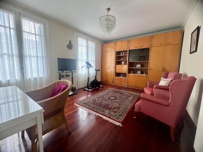Sala d'estar de Pis en venda en Urnieta amb Balcó