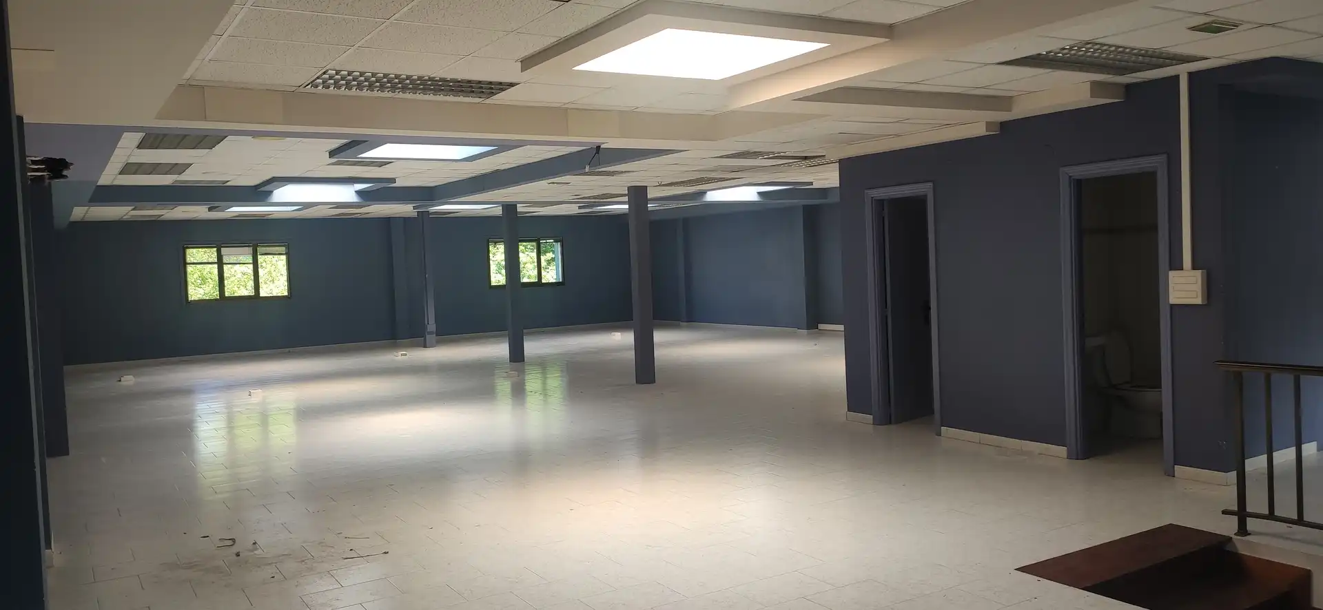 Nau industrial de lloguer a Portuetxe Kalea 88