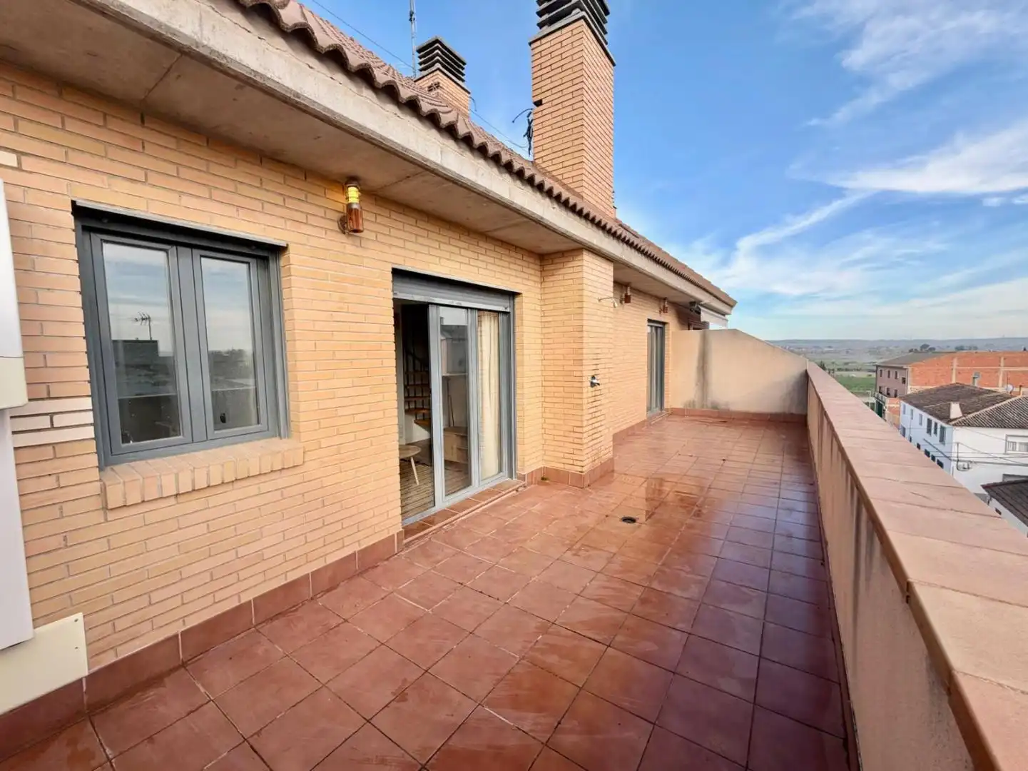 Terraza de Piso en venta en Villanueva de Gállego con Terraza, Trastero y Amueblado