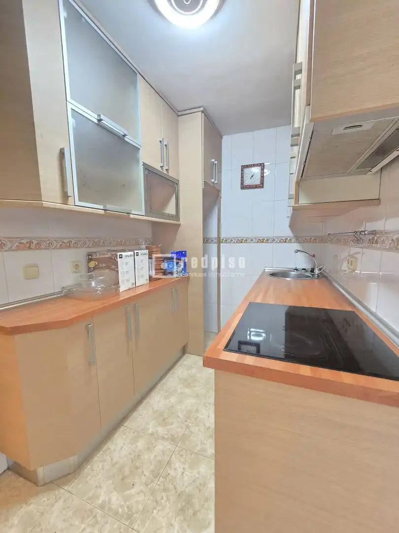 Cocina de Piso en venta en Torrejón de Ardoz con Calefacción, Jardín privado y Terraza