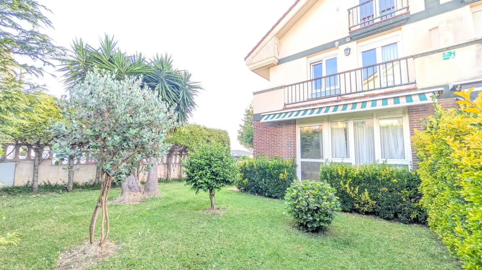 Garden of Detached homes for sale in Camargo  with Heating, Parquet flooring and Terrace