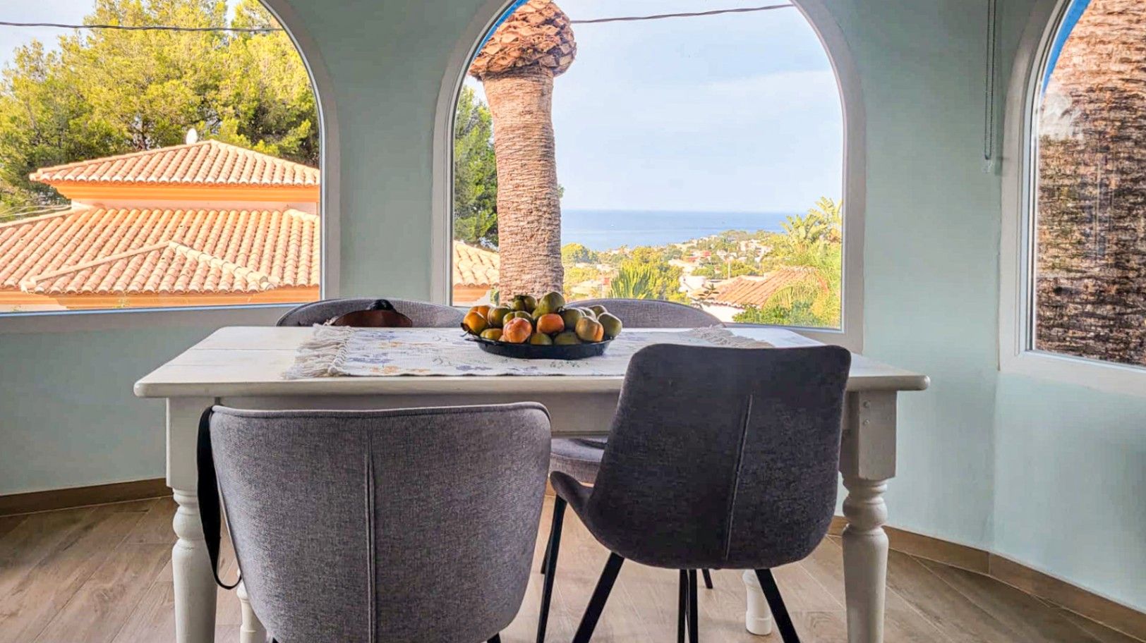 Menjador de Casa o xalet en venda en Dénia amb Aire condicionat, Calefacció i Jardí privat