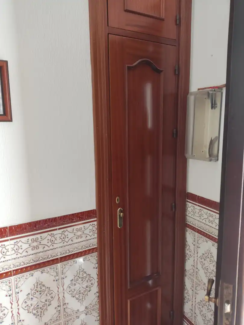 Einfamilien-Reihenhaus zum Verkauf in Barbate mit Klimaanlage, Heizung und Terrasse