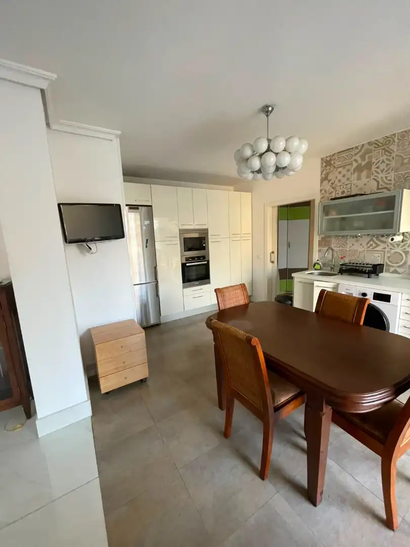 Wohnung mit Aufzug zur Miete in Avenida José Laguillo 26, imagen 2