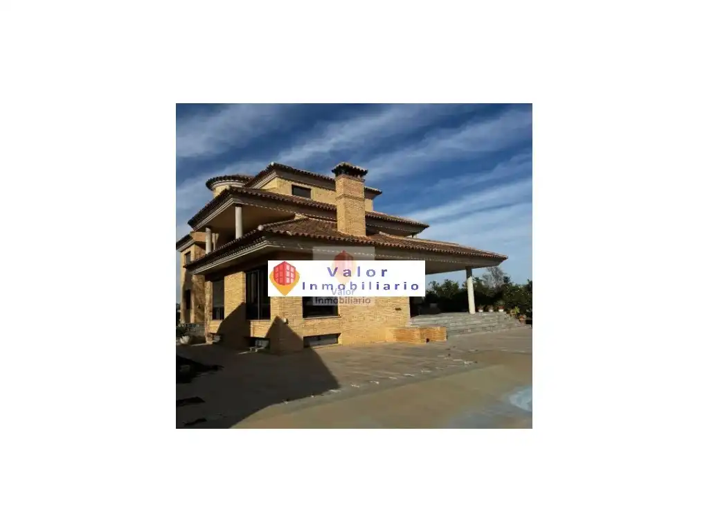 Chalet en venta en Carril Senda de la Portada