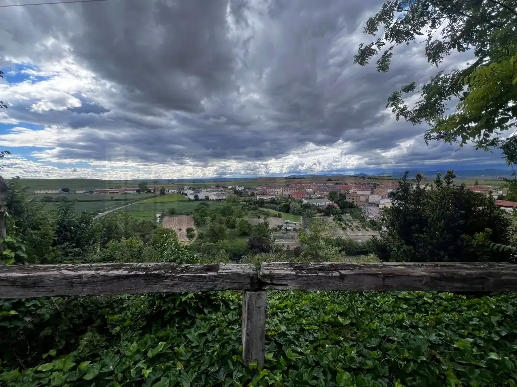 Edificio en venta en Rodezno
