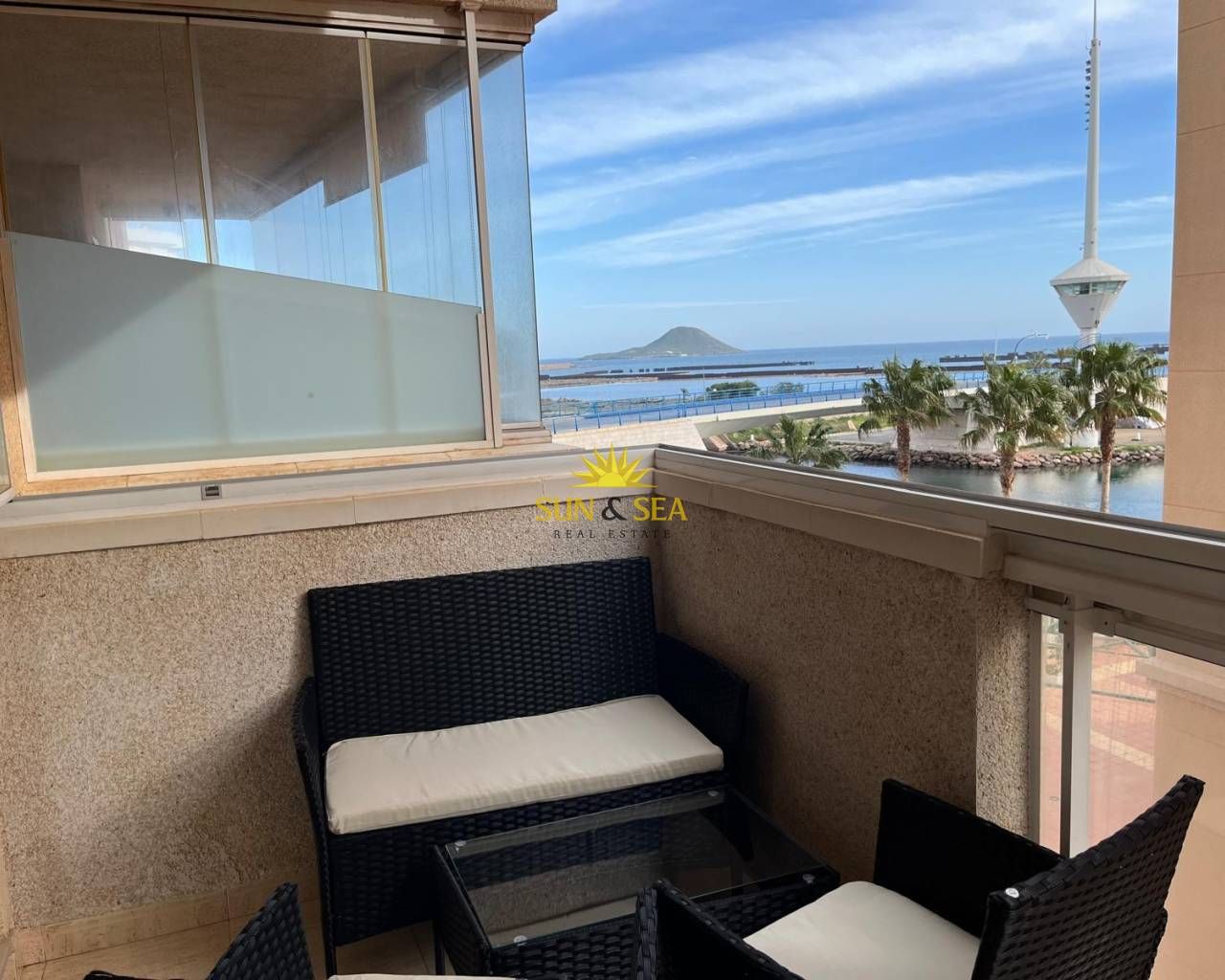 Terrassa de Apartament de lloguer en La Manga del Mar Menor amb Aire condicionat, Calefacció i Terrassa