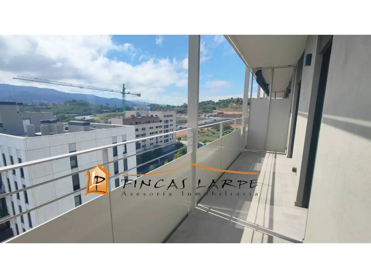 Piso con terraza en alquiler en Avenida SALVADOR ESTEVE, imagen 2