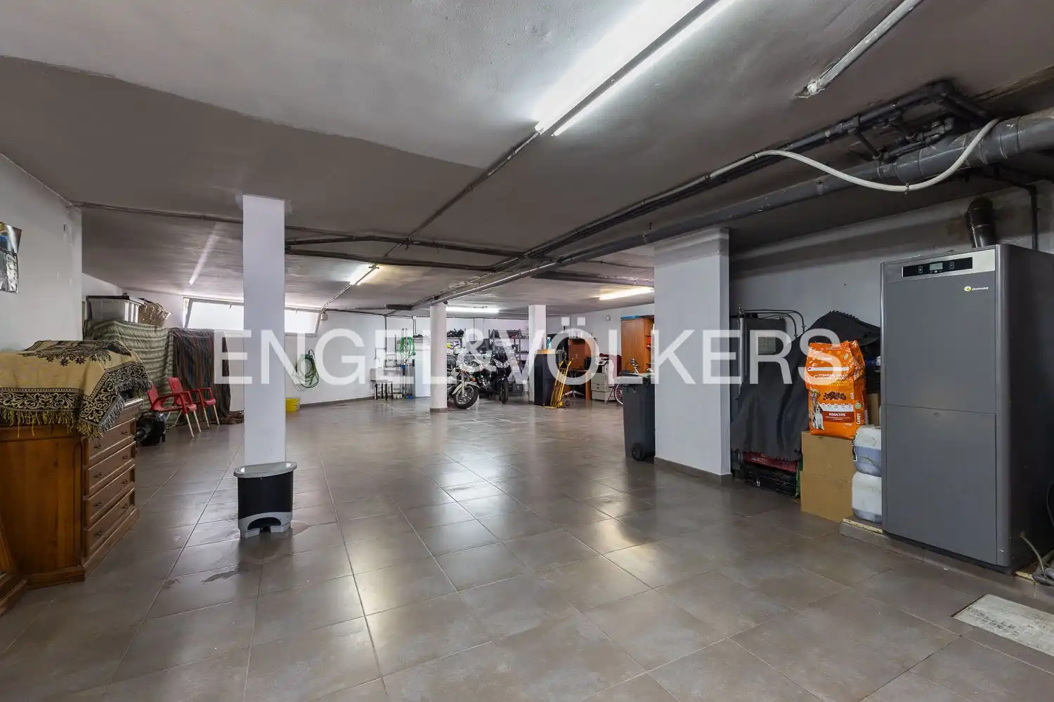 Houses for sale in Villanueva de Castellón  with Air Conditioner, Heating and Terrace