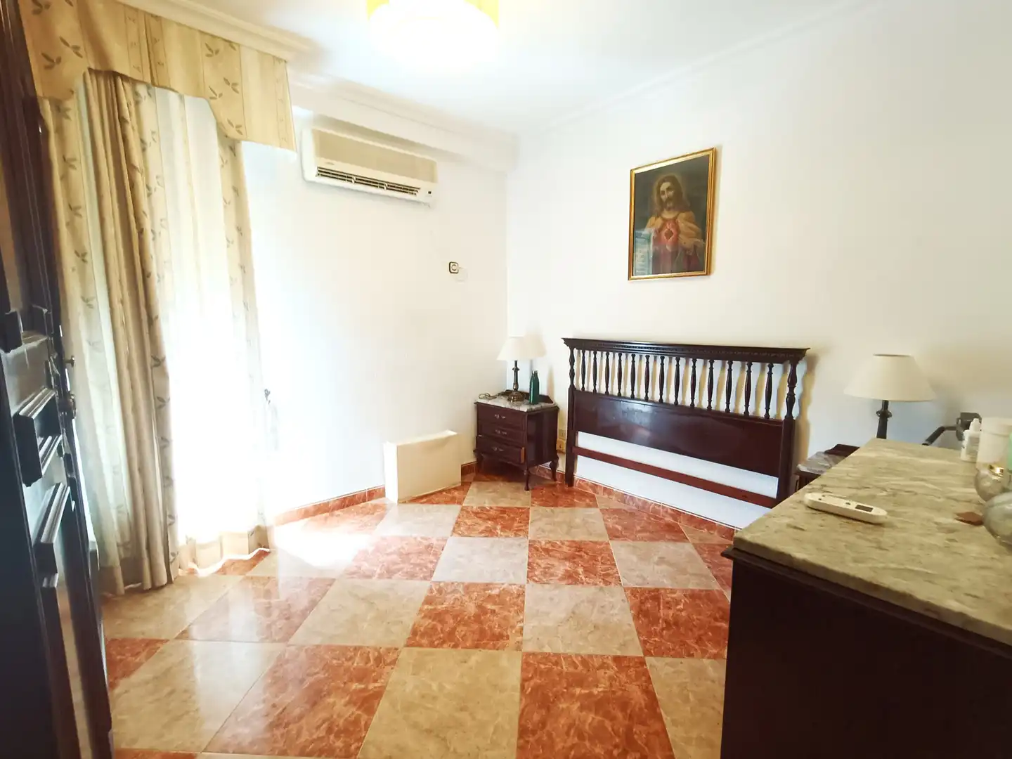Habitación de Piso en venta en Sevilla con Aire acondicionado, Calefacción y Terraza