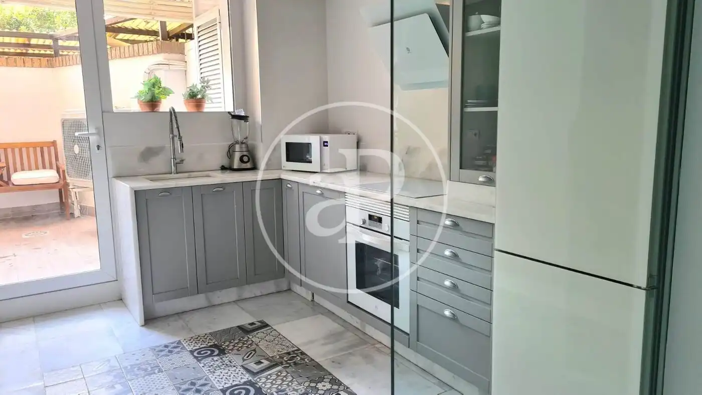 Cocina de Piso de alquiler en Valencia con Aire acondicionado, Calefacción y Terraza