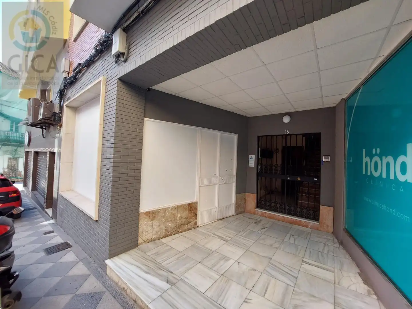 Gewerbefläche zum Verkauf in Calle CL VENTURA MORON 15 Bl:1 Es:1 Pl:00 Pt:IZ 11201 AL