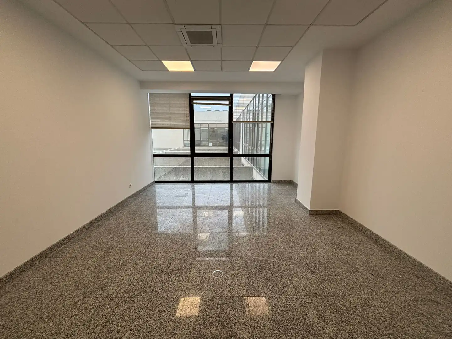 Oficina de alquiler en Las Rozas de Madrid con Aire acondicionado y Calefacción
