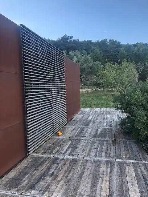 Vista exterior de Residencial en venda en Cervera del Maestre
