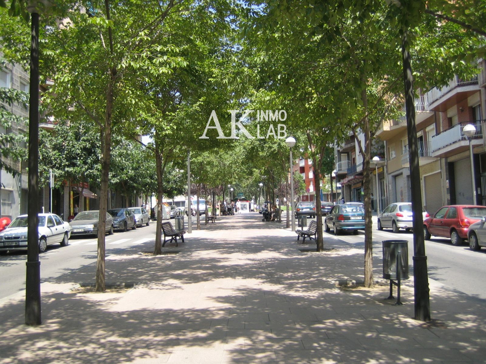 Vista exterior de Residencial en venta en L'Hospitalet de Llobregat