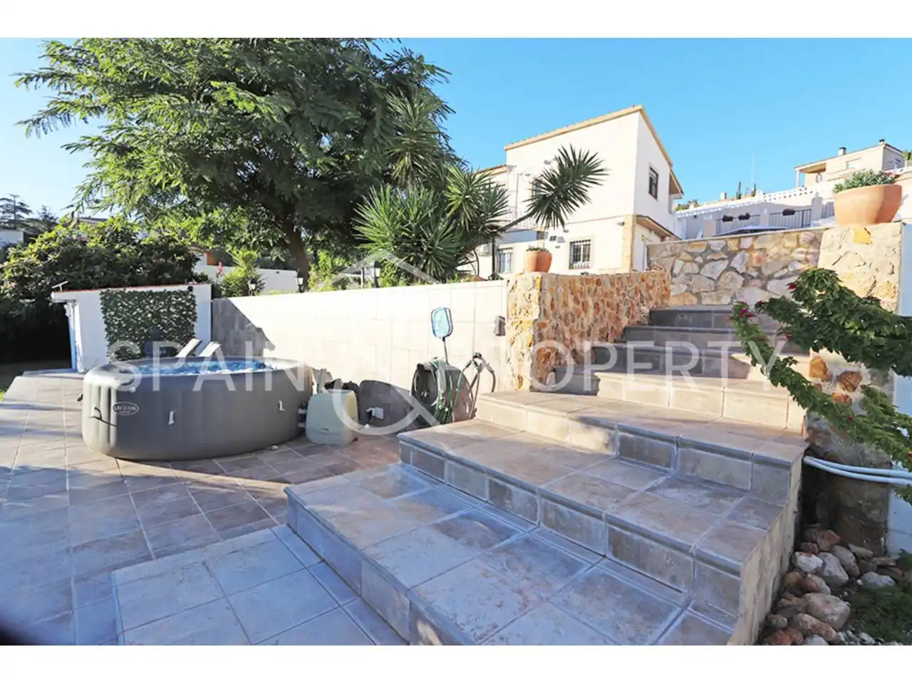 Vista exterior de Casa o xalet en venda en Turís amb Aire condicionat, Jardí privat i Terrassa