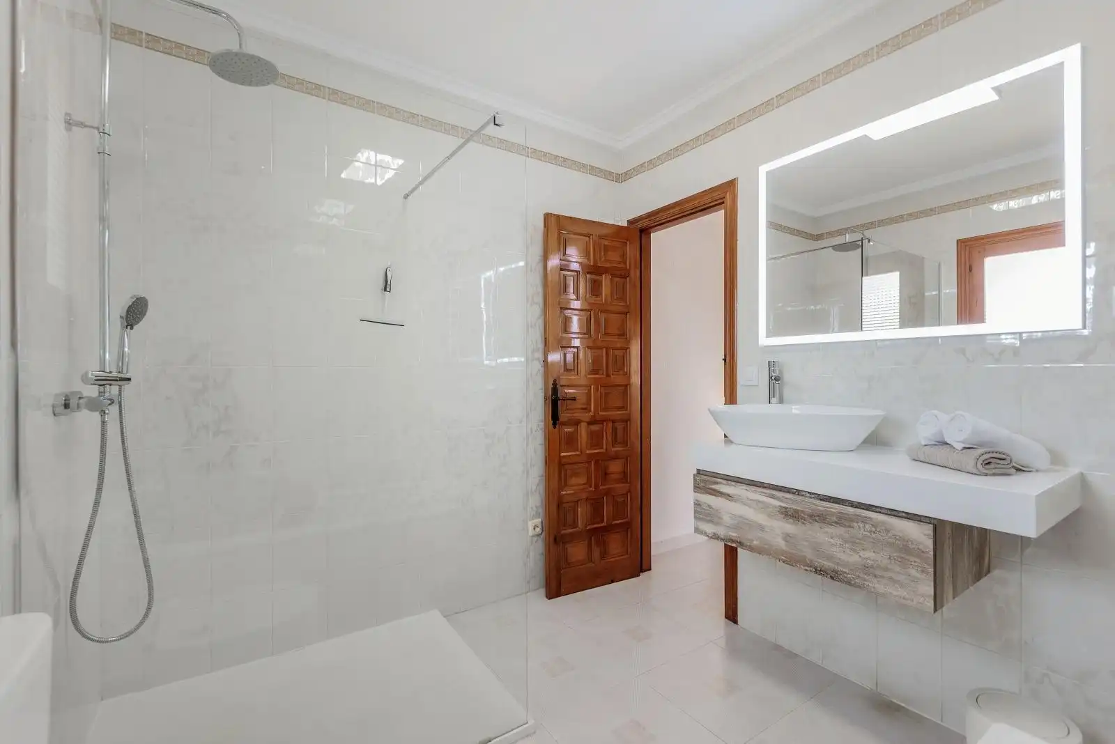 Bathroom of Houses for sale in El Portet - Pla de Mar
