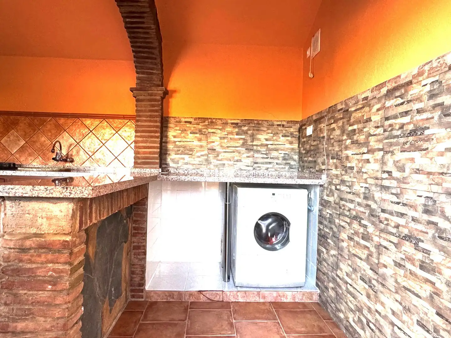 Exterior view of Houses for rent in Casares  with Air Conditioner, Private garden and Terrace