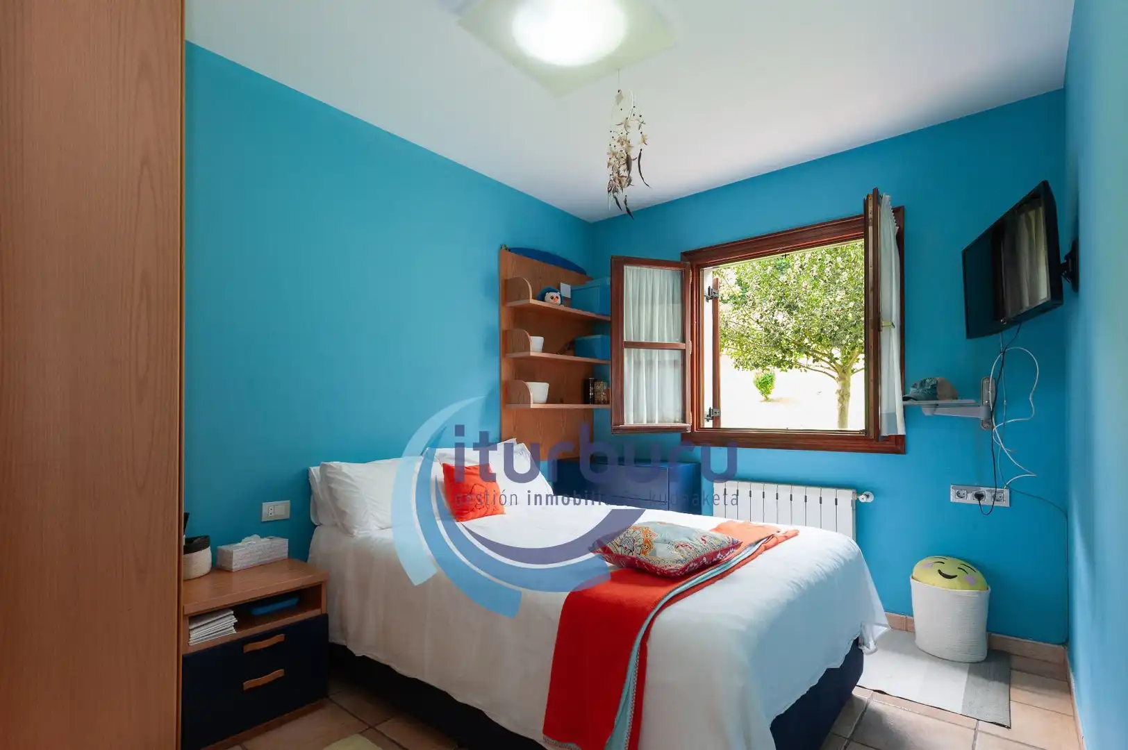 Habitación de Casa o chalet en venta en Zamudio con Calefacción, Jardín privado y Terraza