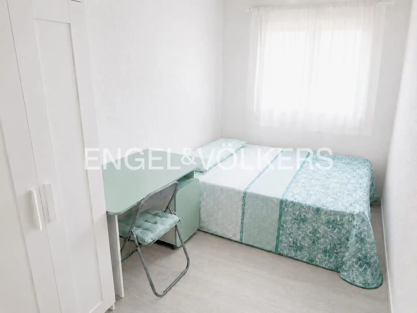 Habitación de Piso en venta en Valencia con Aire acondicionado y Calefacción