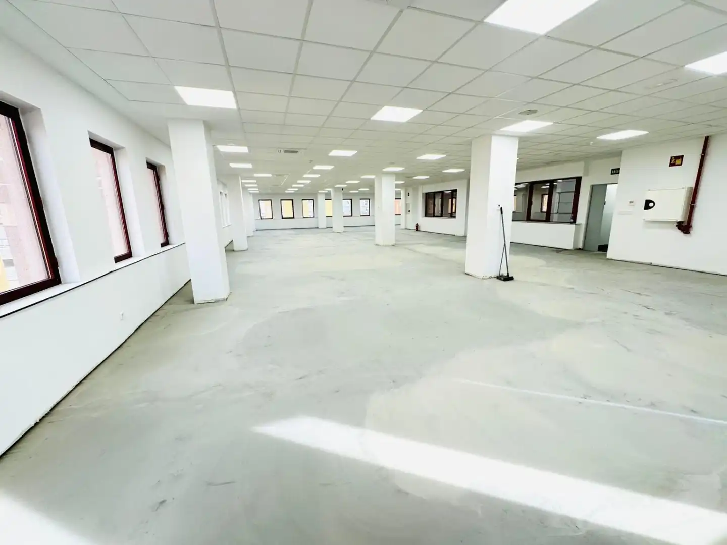 Office space with lift to rent in Juan Pereda pila, imagen 2