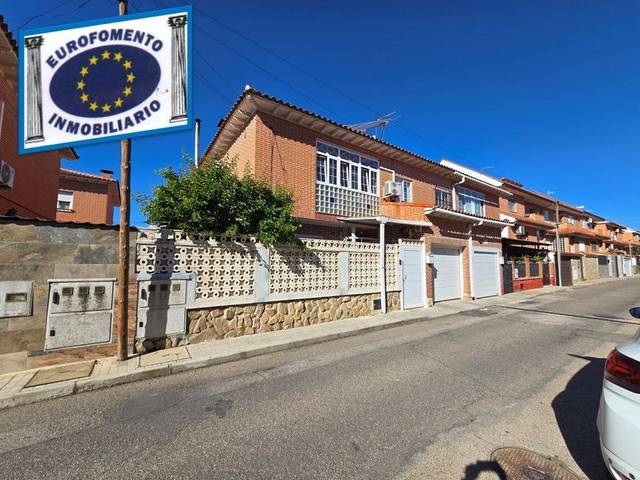 Casa-chalet en Venta en Numancia de la Sagra