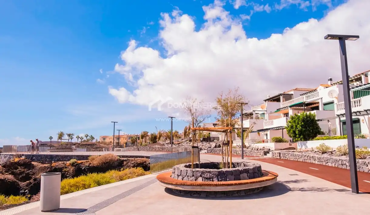 Vista exterior de Casa o chalet en venta en San Miguel de Abona con Jardín privado, Terraza y Trastero