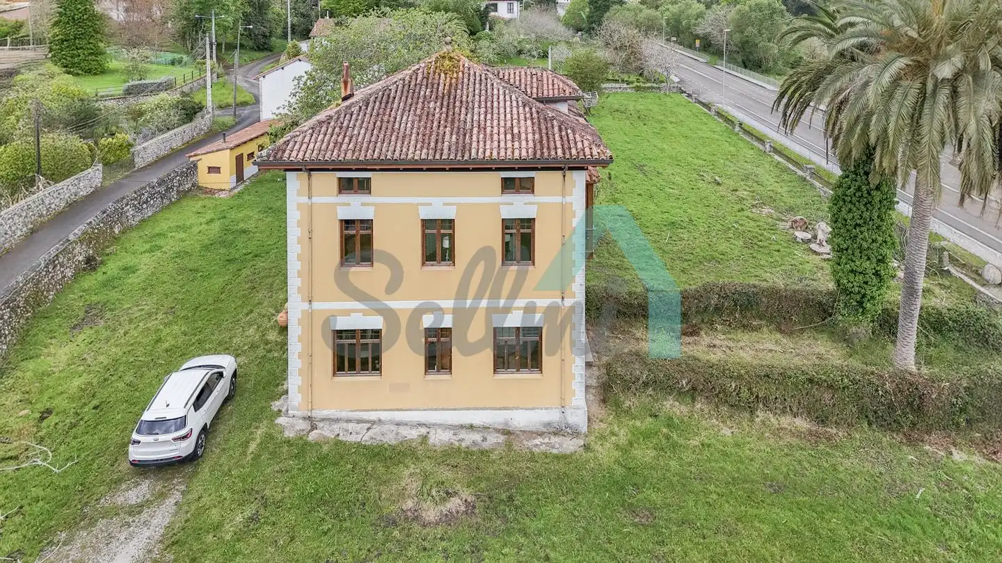 Vista exterior de Casa o chalet en venta en Llanes con Calefacción, Jardín privado y Parquet