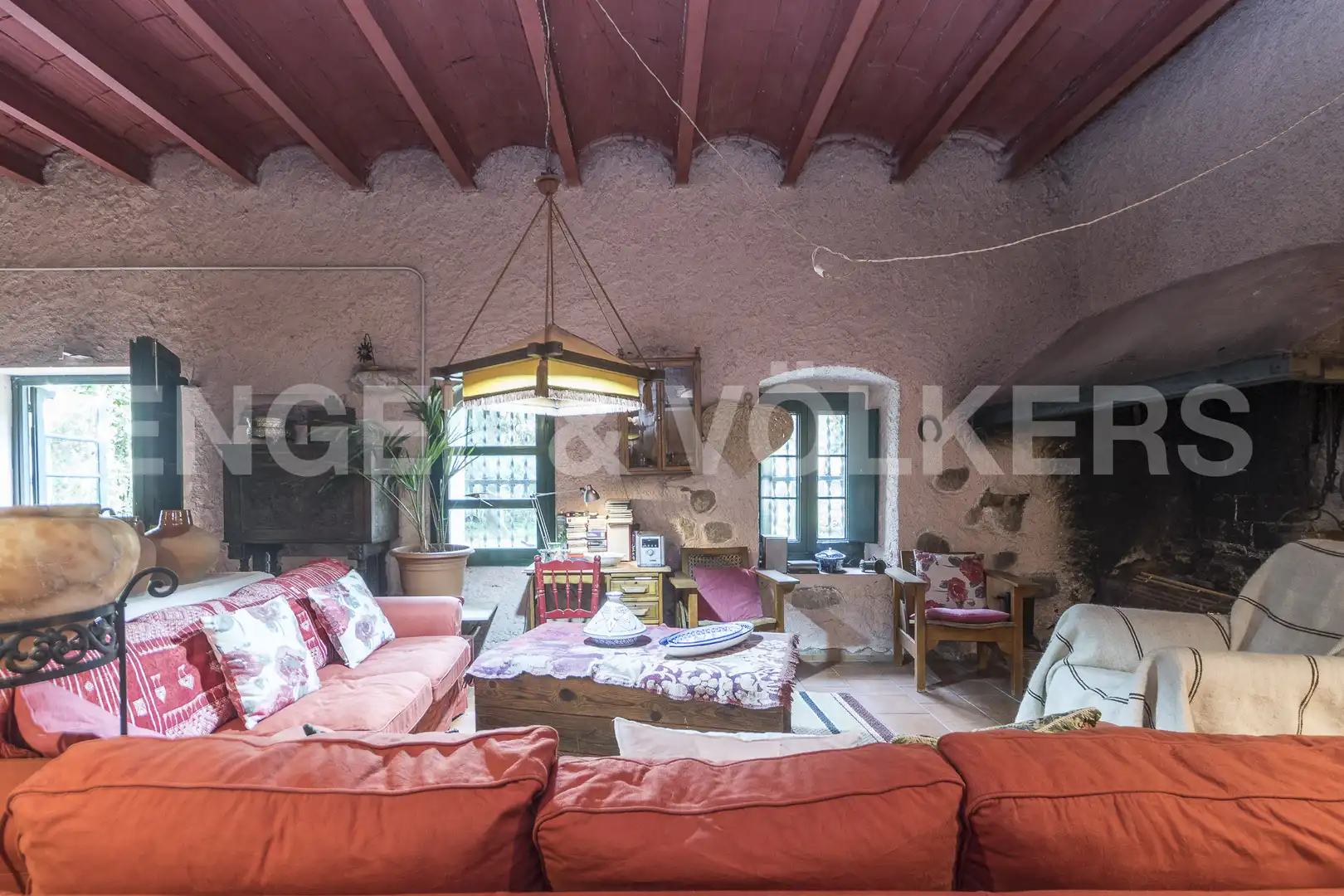 Sala de estar de Finca rústica en venta en Sant Cebrià de Vallalta con Calefacción, Jardín privado y Terraza