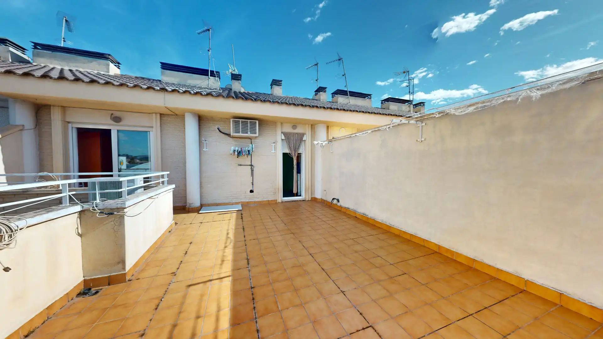 Terraza de Casa adosada en venta en Elda con Aire acondicionado, Terraza y Trastero