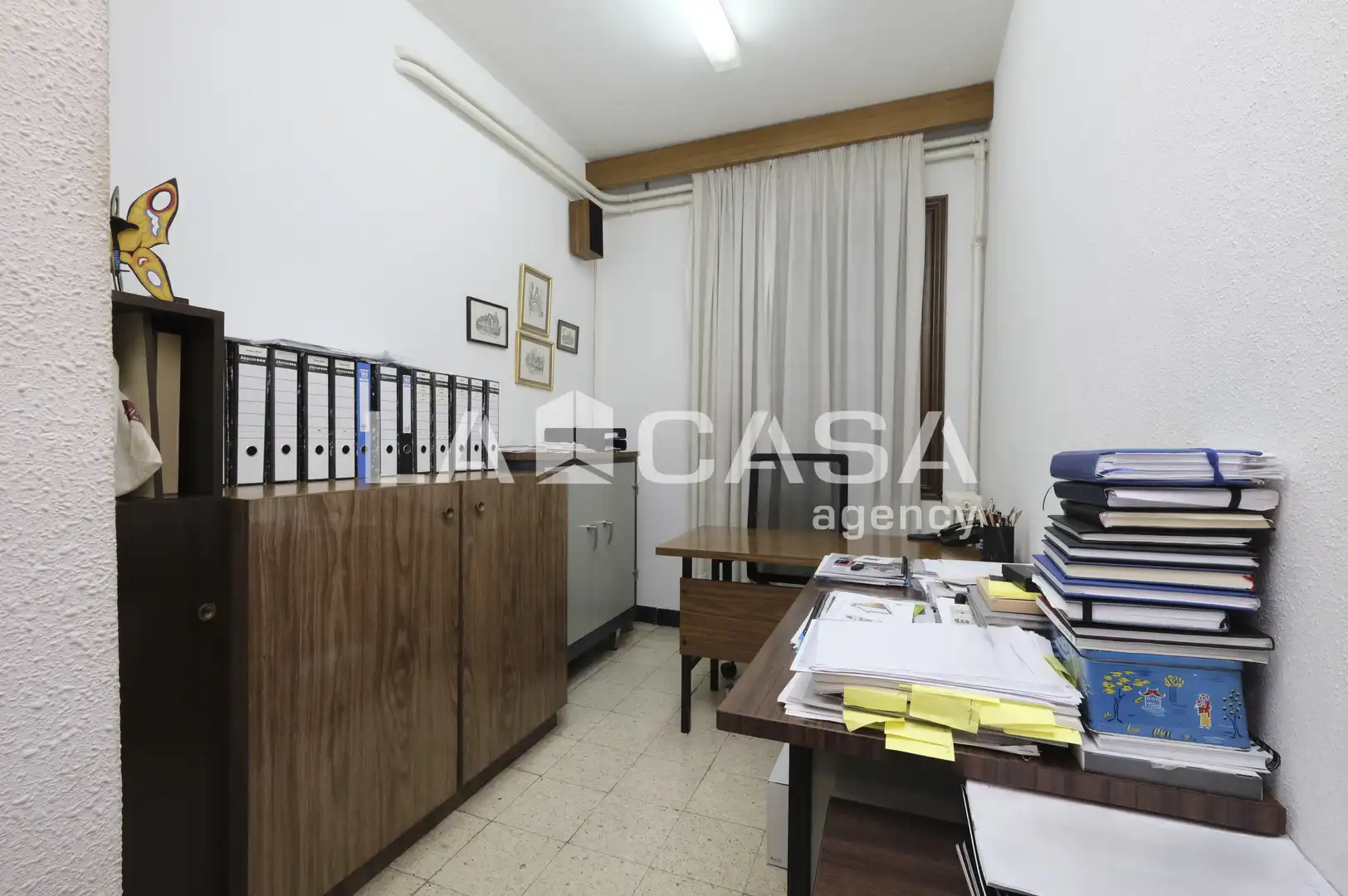 Piso en venta en Barcelona con Calefacción y Balcón