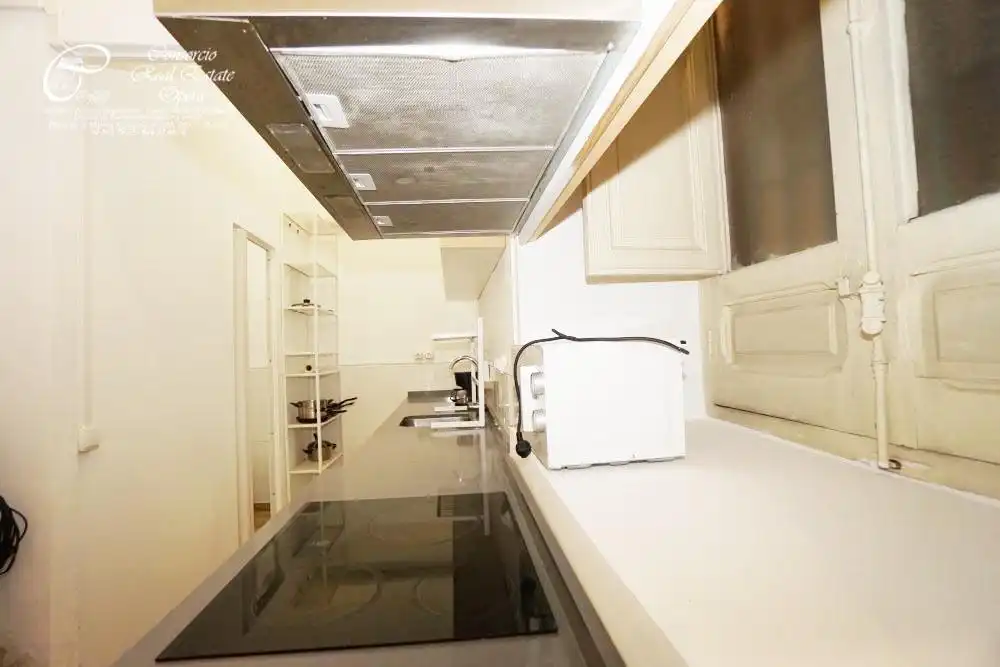 Flat for rent in Calle BOLA, Palacio