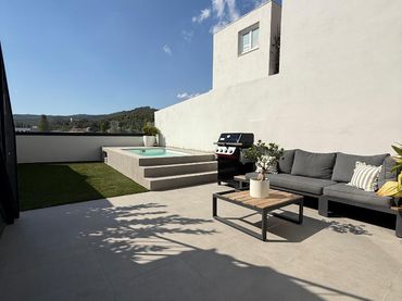 Casa con balcón en venta en Avinguda de Josep Porcar 11