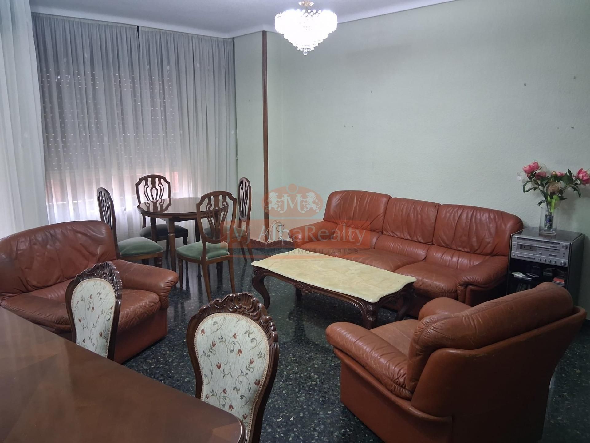 Sala d'estar de Pis en venda en  Albacete Capital amb Aire condicionat, Calefacció i Balcó