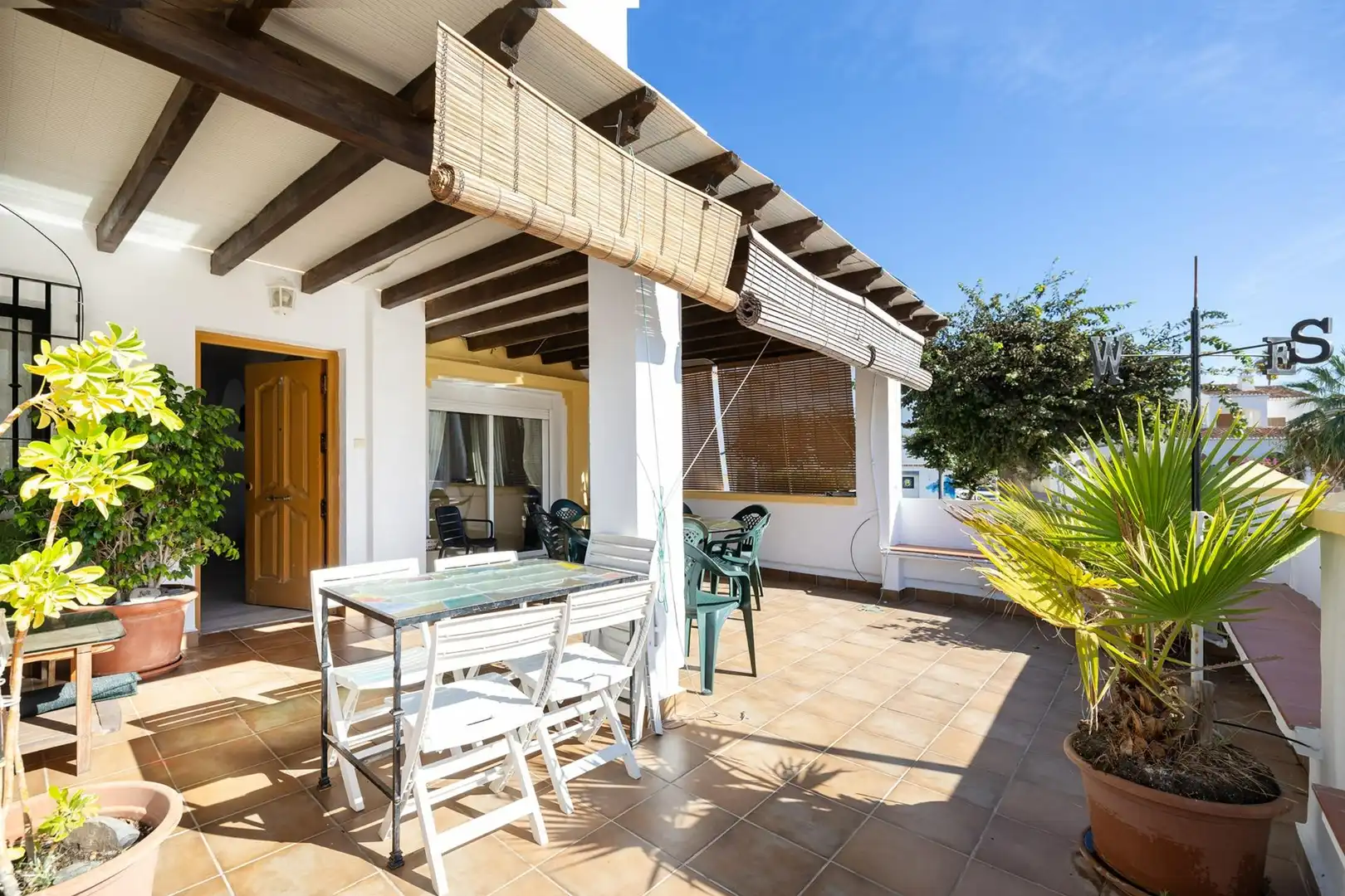 Terrasse von Einfamilien-Reihenhaus zum Verkauf in Motril mit Klimaanlage, Möbliert und Balkon