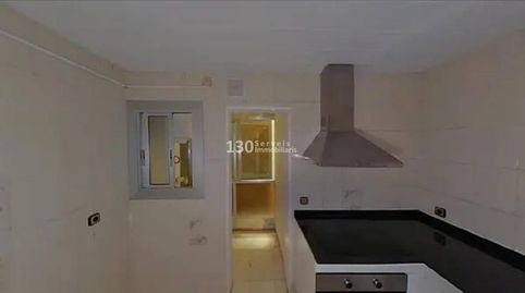 Foto 2 de Piso en venta en Calle Florencia, Llatí, Santa Coloma de Gramenet