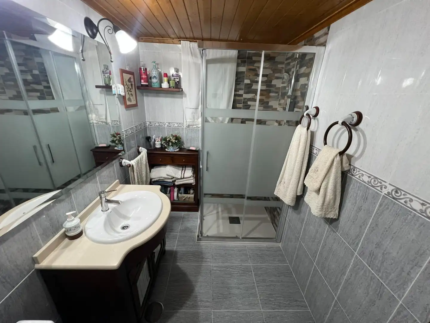 Bathroom of Houses for sale in Pepino