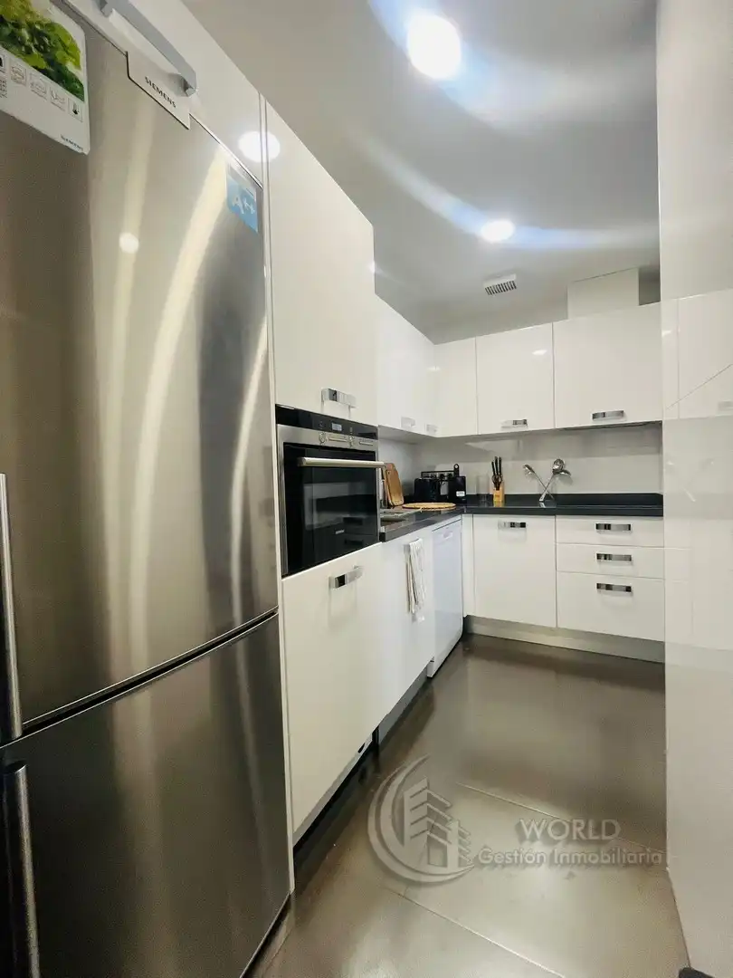 Cocina de Dúplex de alquiler en Madrid con Aire acondicionado, Calefacción y Amueblado