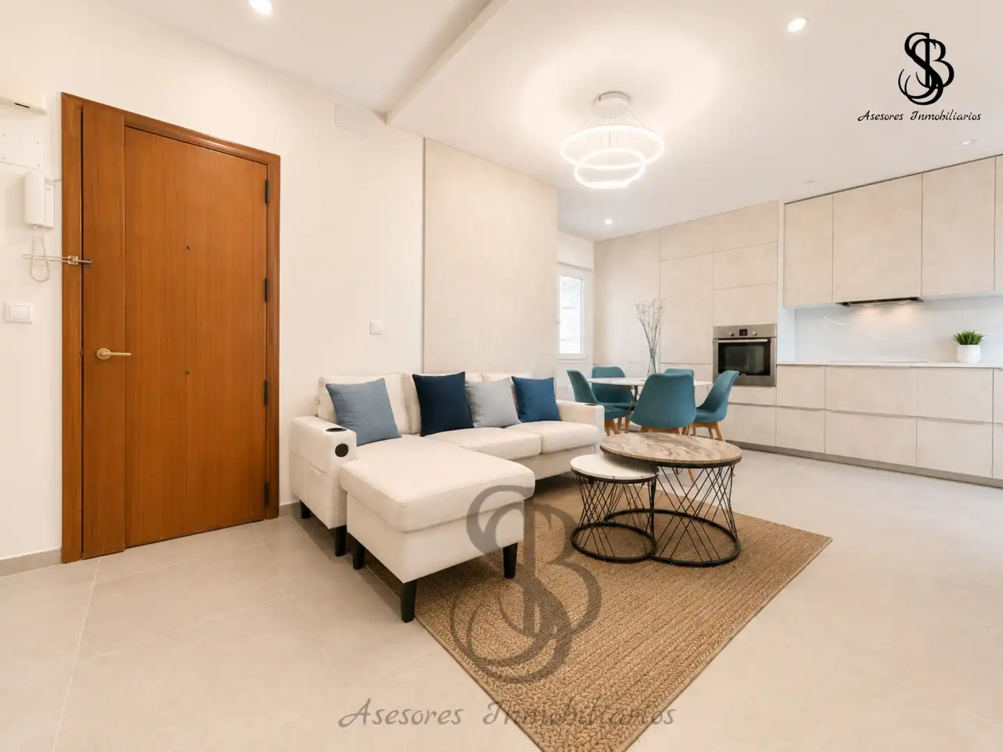 Piso con terraza en venta en Calle del Capitán Rueda, imagen 3