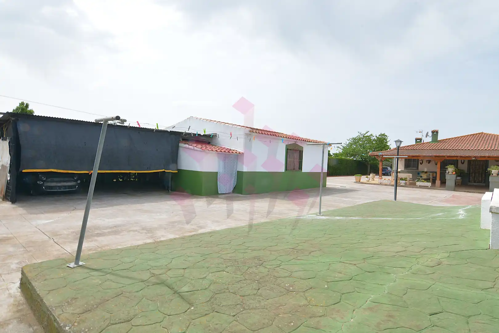 Vista exterior de Casa o xalet en venda en Ciudad Real amb Aire condicionat, Calefacció i Jardí privat