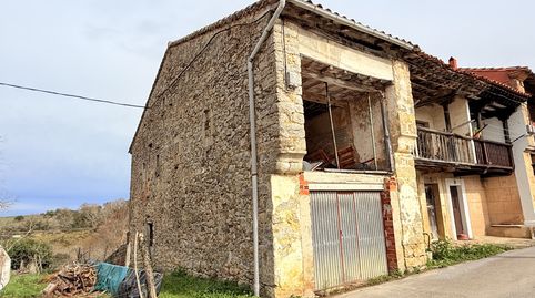 Foto 2 de Casa adosada en venta en Luey - Pb Luey, 24, Val de San Vicente , Cantabria