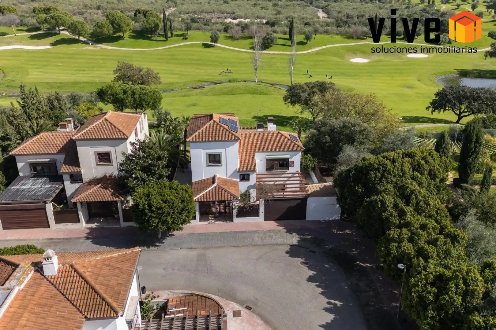 Vista exterior de Casa o chalet en venta en Guillena con Aire acondicionado, Calefacción y Terraza