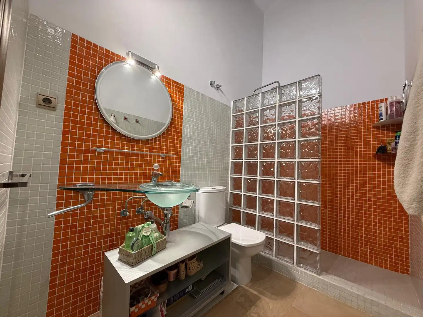 Baño de Casa adosada en venta en San Pedro del Pinatar con Aire acondicionado, Calefacción y Jardín privado