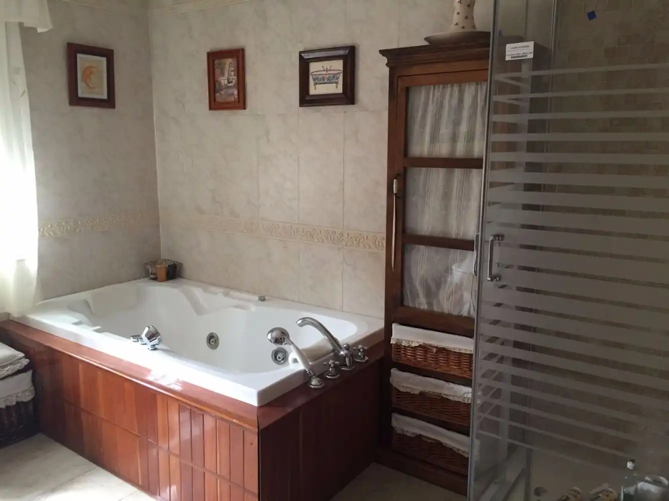 Baño de Casa adosada en venta en Melilla con Aire acondicionado, Jardín privado y Terraza