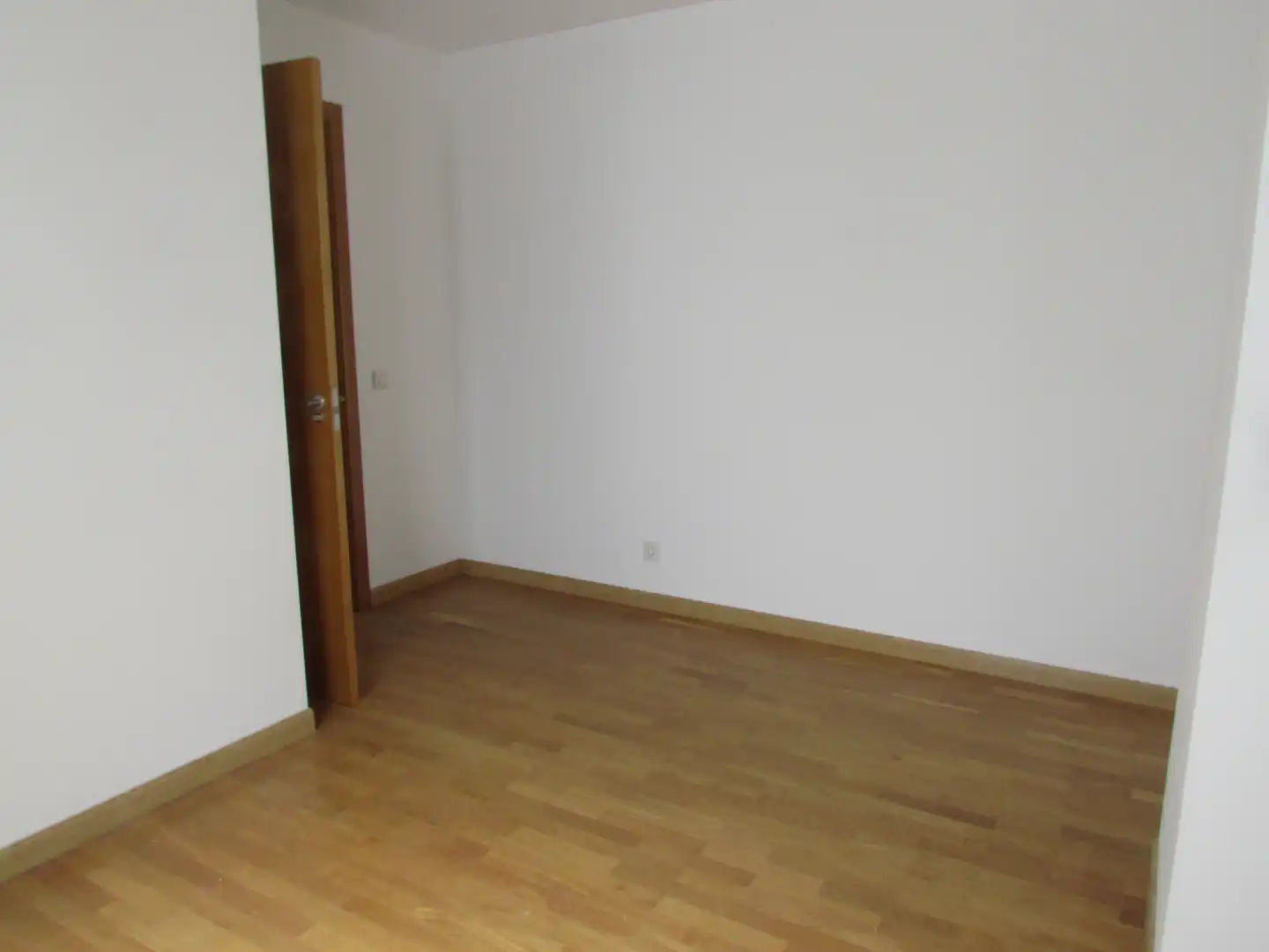 Bedroom of Flat for sale in Sada (A Coruña)  with Heating, Parquet flooring and Terrace