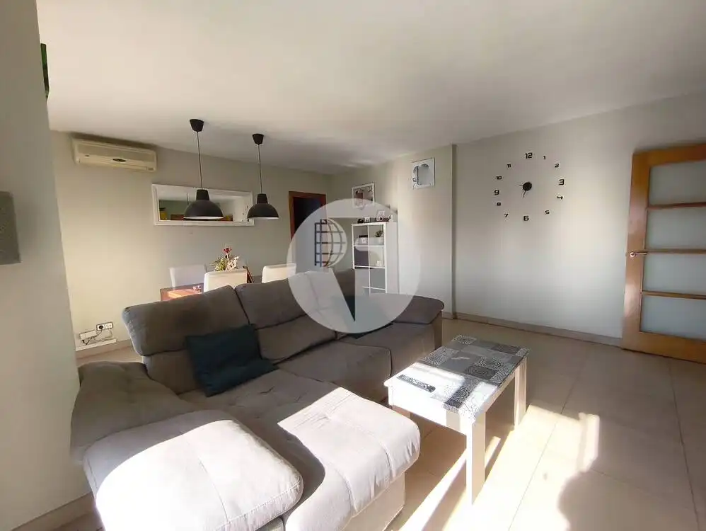 Living room of Attic for sale in Mollet del Vallès  with Air Conditioner, Heating and Balcony