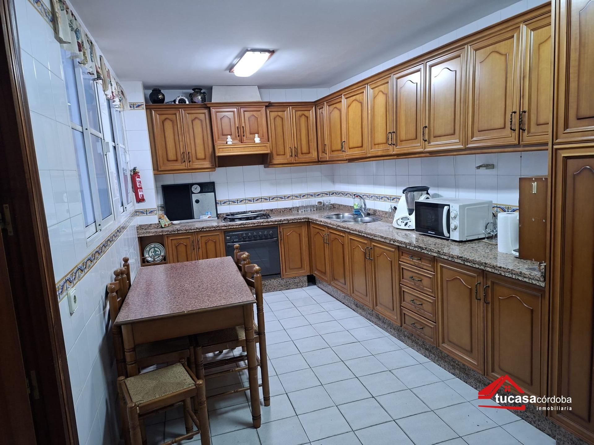 Cocina de Planta baja en venta en  Córdoba Capital con Aire acondicionado y Trastero