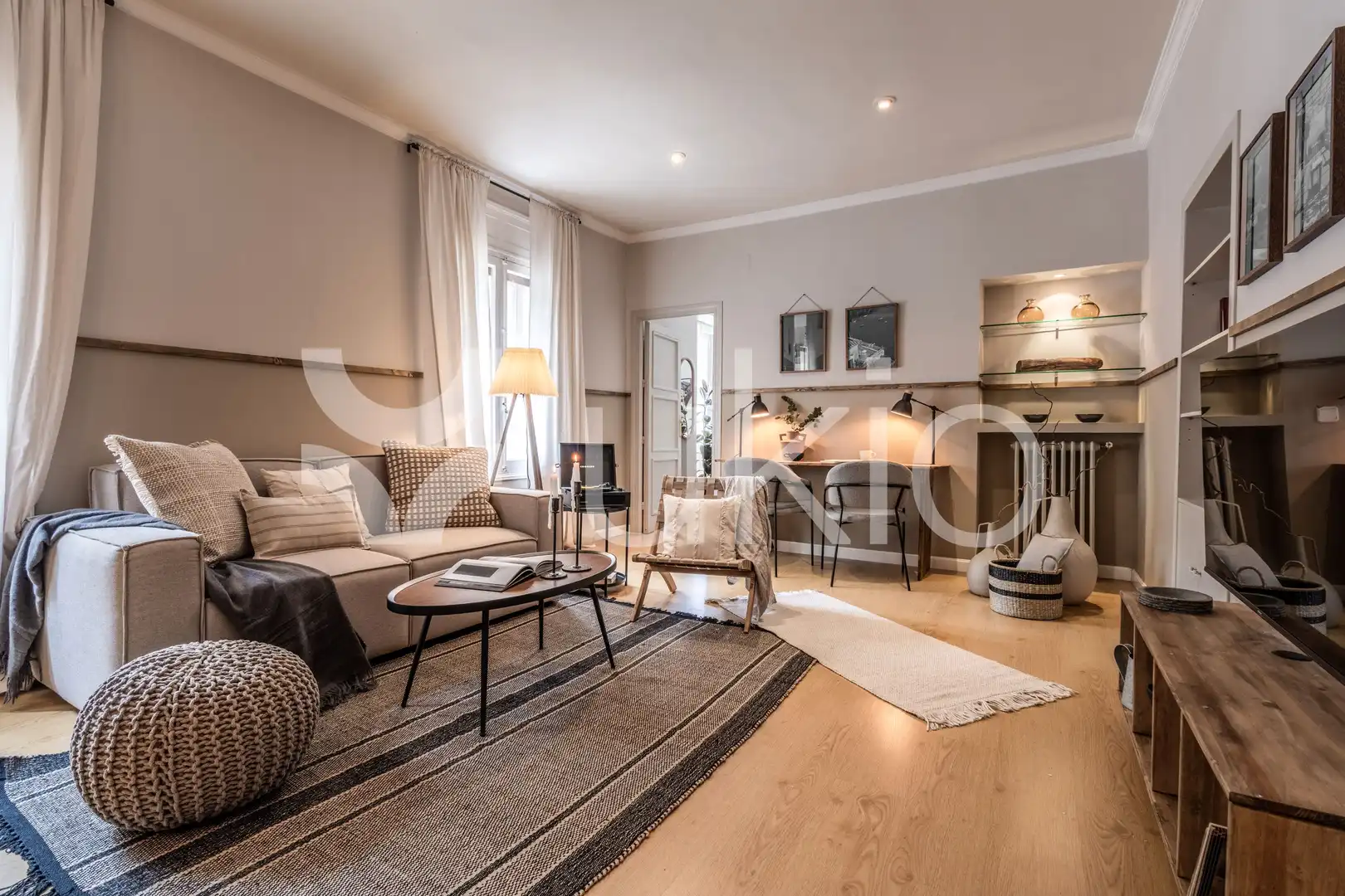 Sala d'estar de Apartament de lloguer en Madrid amb Aire condicionat, Calefacció i Moblat